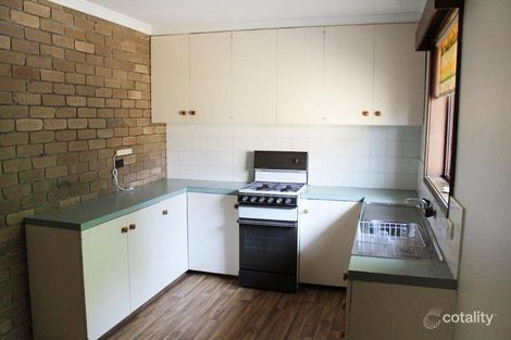 Property photo of 10 Button Street Strathdale VIC 3550