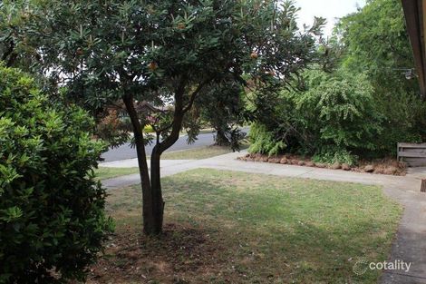 Property photo of 10 Button Street Strathdale VIC 3550