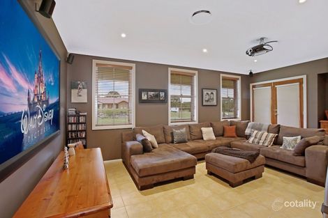 Property photo of 1 Pepperfields Place Grasmere NSW 2570