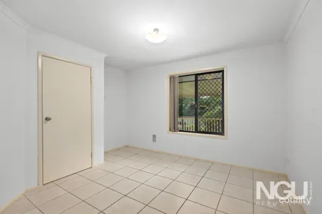 Property photo of 16 Comona Court Wulkuraka QLD 4305