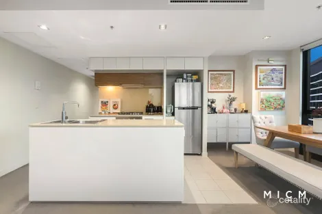 Property photo of 2806/100 Harbour Esplanade Docklands VIC 3008