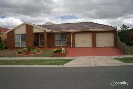 18 Mcnamara Ave, Roxburgh Park, VIC 3064