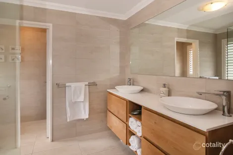 Property photo of 3 Roanoke Way Dunsborough WA 6281