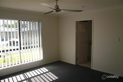 Property photo of 33 Pencarrow Crescent Raceview QLD 4305