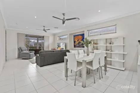 Property photo of 182/299 Napper Road Arundel QLD 4214