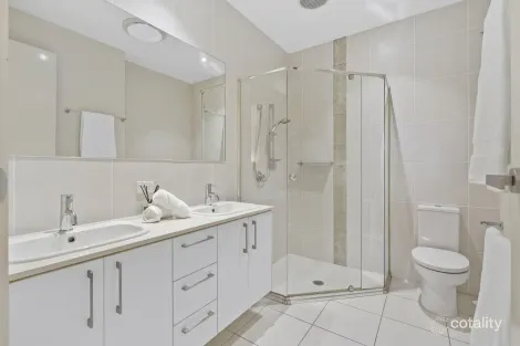 Property photo of 182/299 Napper Road Arundel QLD 4214