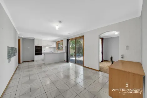 Property photo of 2/12 Errington Road St Albans VIC 3021