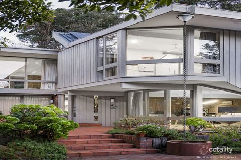 Property photo of 13 Summit Crescent Ringwood North VIC 3134