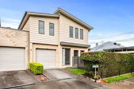 Property photo of 2/4 Addison Street Beresfield NSW 2322