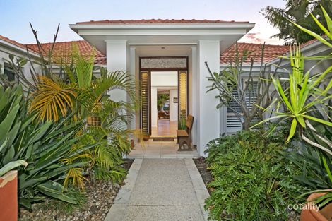 Property photo of 6 Eastbourne Chase Arundel QLD 4214