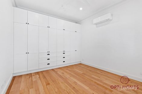 Property photo of 18 Station Road Seddon VIC 3011