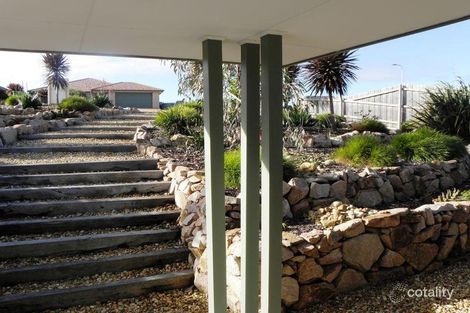 Property photo of 30 Norman Court Lakes Entrance VIC 3909