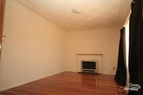Property photo of 2 Thyra Street Sunshine VIC 3020