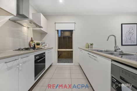 Property photo of 17 Semblance Drive Tarneit VIC 3029