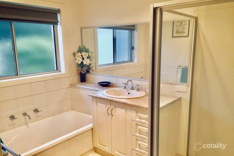 8 Spring Creek Lane, Beechworth, VIC 3747