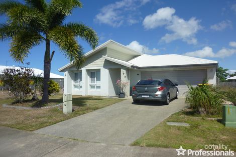 15 Burleigh Ct, Blacks Beach, QLD 4740