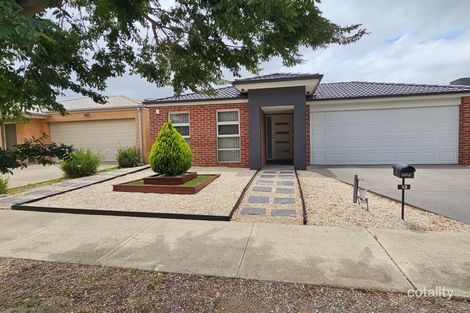 Property photo of 13 Manning Circuit Tarneit VIC 3029