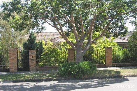 Property photo of 33 Willow Grove Kew East VIC 3102