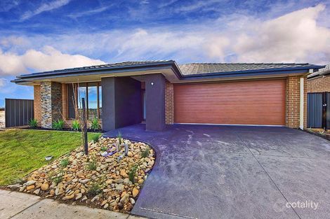Property photo of 4 Bradshaw Avenue Craigieburn VIC 3064