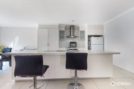 Property photo of 9 Lemon Grove Cranbourne West VIC 3977