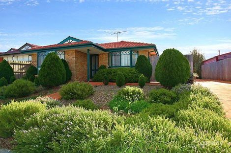 2/12 Carbon Cres, Mill Park, VIC 3082