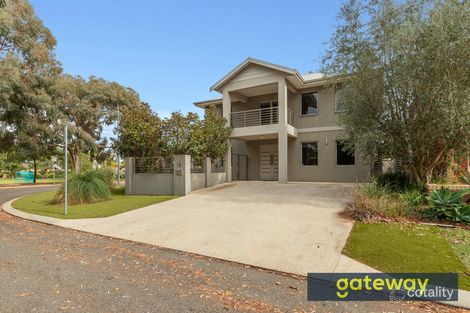15 Blue Mountain Cct, Aubin Grove, WA 6164