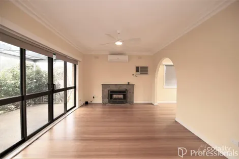Property photo of 1 Red Hill Road Springvale VIC 3171