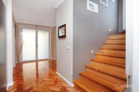 Property photo of 18 Bay Street Caroline Springs VIC 3023