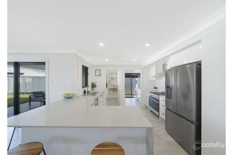 Property photo of 137 Scarborough Way Dunbogan NSW 2443