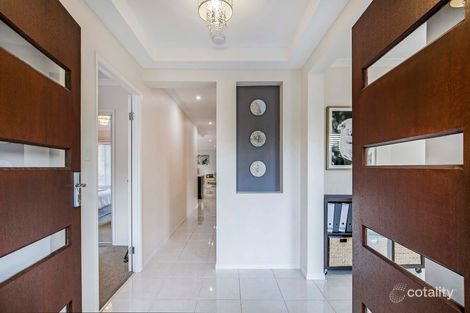 14 Page Cl, Cashmere, QLD 4500