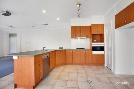 Property photo of 15 Hannah Pascoe Drive Gowanbrae VIC 3043