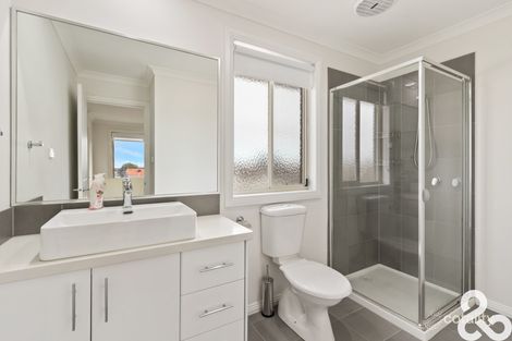Property photo of 10/11-13 Olive Street Reservoir VIC 3073