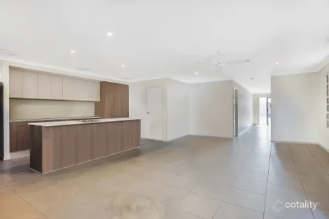 Property photo of 7 Bayleaf Street Griffin QLD 4503