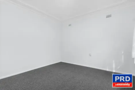 Property photo of 14 Beatus Street Unanderra NSW 2526