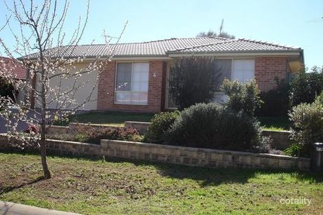 Property photo of 6 Stephenson Place Currans Hill NSW 2567