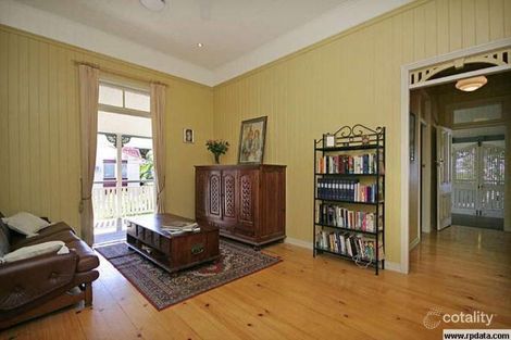 Property photo of 3 Prince Edward Parade Redcliffe QLD 4020