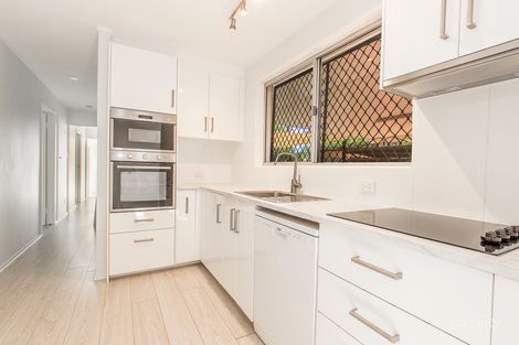 Property photo of 21 Seaward Crescent Pallarenda QLD 4810