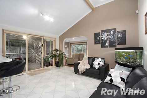 Property photo of 10 Maralee Court Berwick VIC 3806