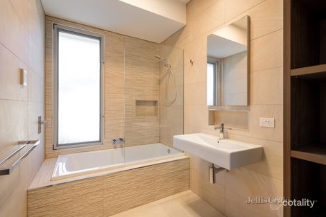 Property photo of 1/214 Gillies Street Fairfield VIC 3078
