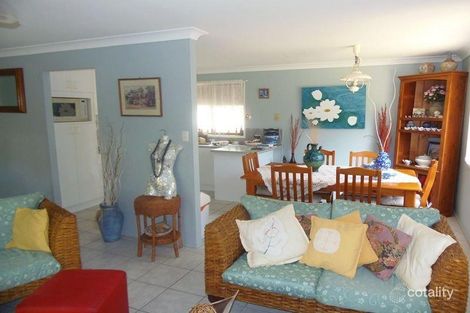 Property photo of 10 Pangatta Court Rainbow Beach QLD 4581