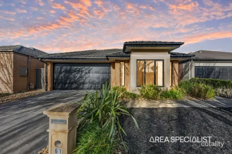 61 Downing Sq, Pakenham, VIC 3810