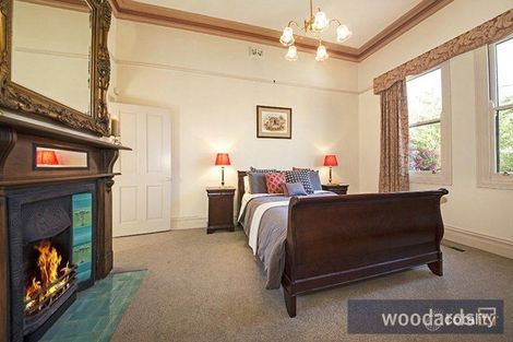 Property photo of 13 Holywood Grove Carnegie VIC 3163