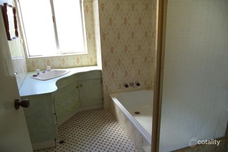 Property photo of 2/39 Hows Road Nundah QLD 4012