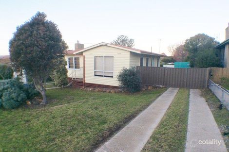 Property photo of 7 Chisholm Crescent Seymour VIC 3660