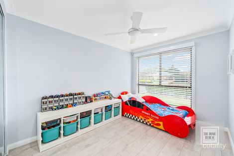 Property photo of 59 Andrew Thompson Drive McGraths Hill NSW 2756