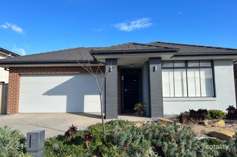 Property photo of 25 Lenigas Crescent Manor Lakes VIC 3024