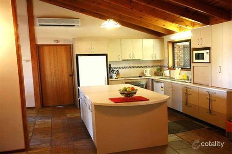 Property photo of 106 Riverside Avenue Barellan Point QLD 4306