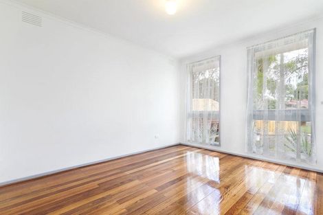 17 Silverdale Ct, Springvale South, VIC 3172