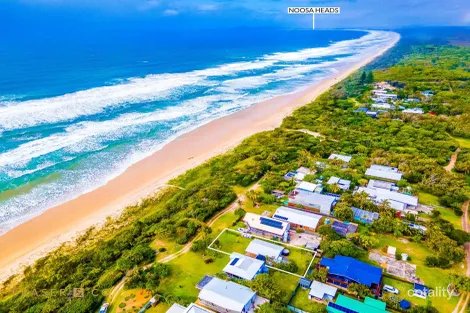Property photo of 8 Esplanade Noosa North Shore QLD 4565