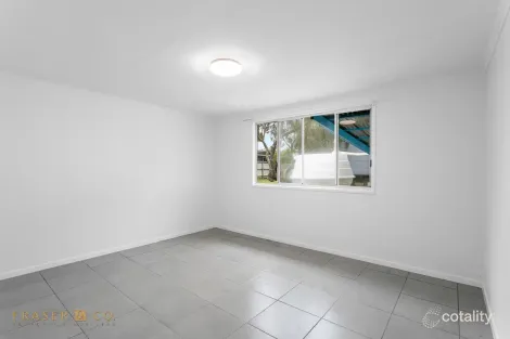 Property photo of 8 Esplanade Noosa North Shore QLD 4565